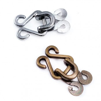 20 mm Frog fastening hook-and-eye fastener E 1762