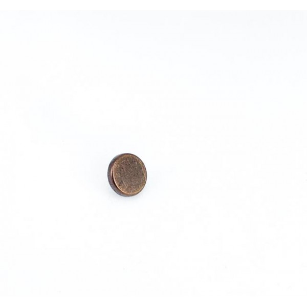 9 mm - 14 L Metal Flat Shank Button E 1130