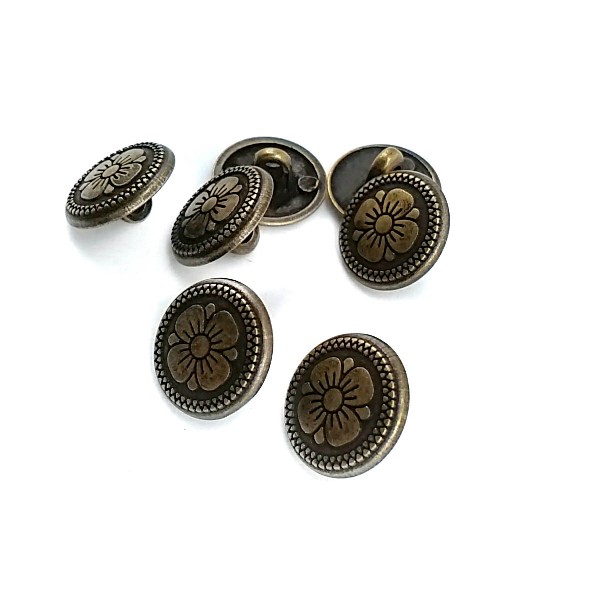 15 mm - 24 L Daisy Pattern Metal Shank Button E 114