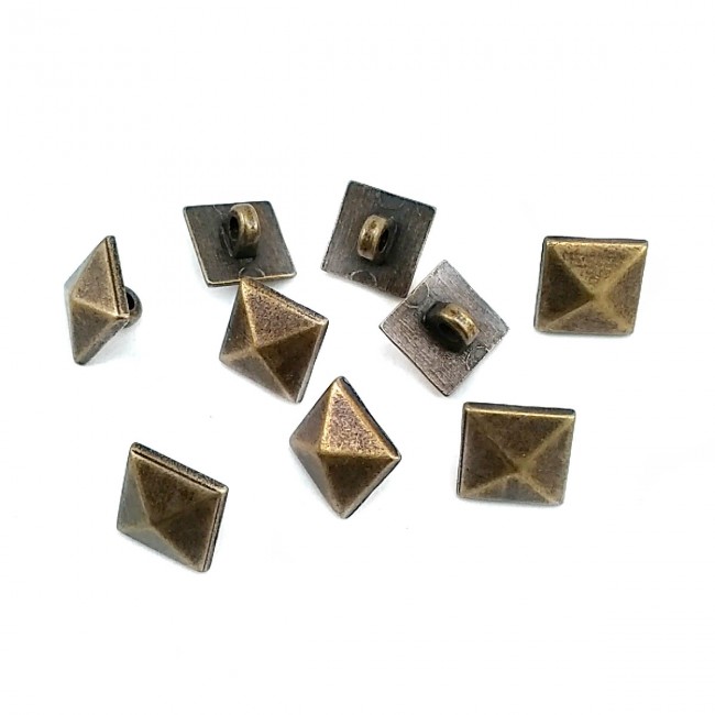 10.2 mm - 16 boy Piramid Tasarımlı Ayaklı Düğme E 1393 10.2 mm - 16 boy Piramid Tasarımlı Ayaklı Düğme E 1393