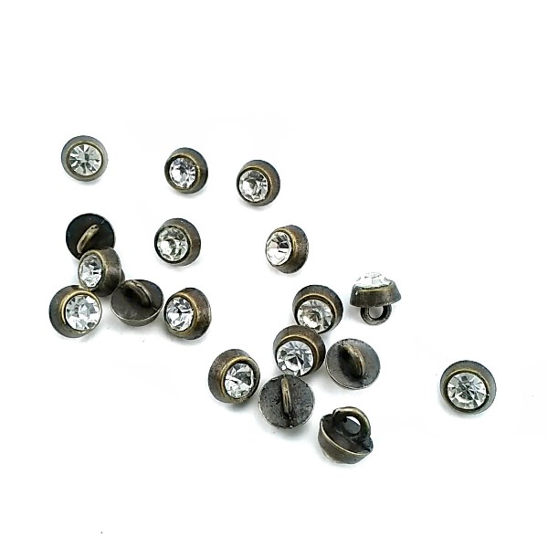 Dört delikli dikme metal düğme 25 mm E 460