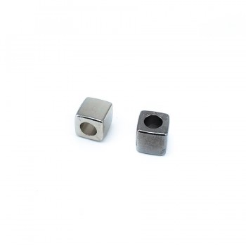 5 mm Diameter Cord End Cube Shape Tie E 1804