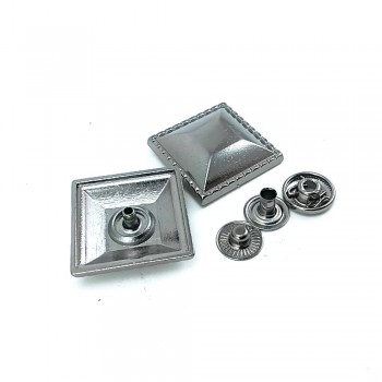 25 x 25 mm Square Snap Fasteners Button with Pyramid Design B 76