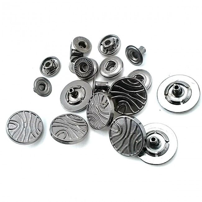 Dalga Desenli Metal Çıtçıt Düğme Çap 17 mm B 88 Dalga Desenli Metal Çıtçıt Düğme Çap 17 mm B 88