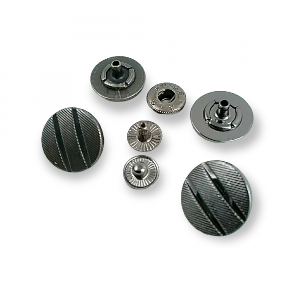 17 mm - 28 L Snap Fasteners Button Embellished with Aesthetic Lines E 1428