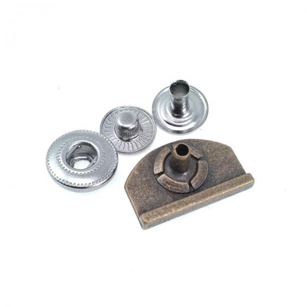 Metal çıt çıt düğme 20 x 13 mm E 163