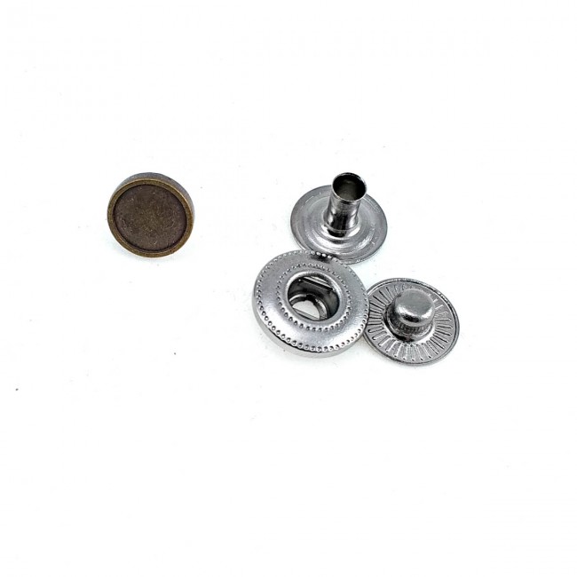 9 mm - 14 boy Sade Metal Çıtçıt düğme E 1877 9 mm - 14 boy Sade Metal Çıtçıt düğme E 1877