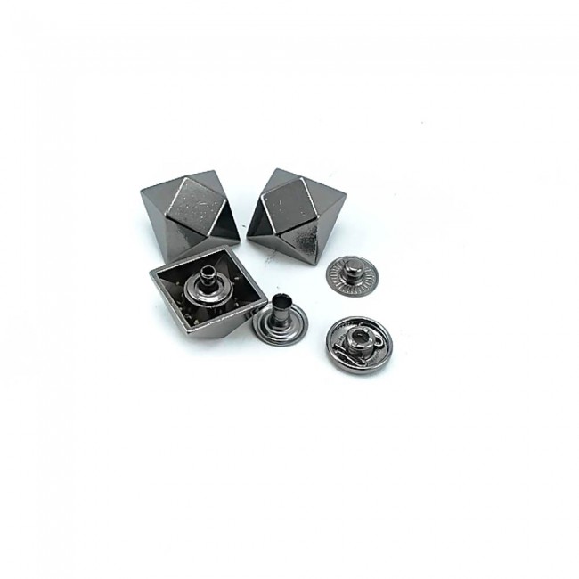 16 x 16 mm Kare şekil metal çıt çıt düğme E 1897 16 x 16 mm Kare şekil metal çıt çıt düğme E 1897