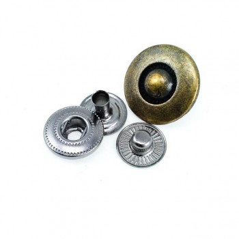 17 mm - 28 boy Metal Çıtçıt Düğme E 557