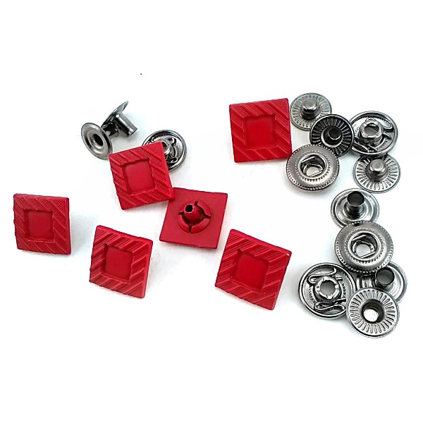 14 x 14 mm Mineli ve Boyalı Kare Çıtçıt Düğme Metal E 618 MN