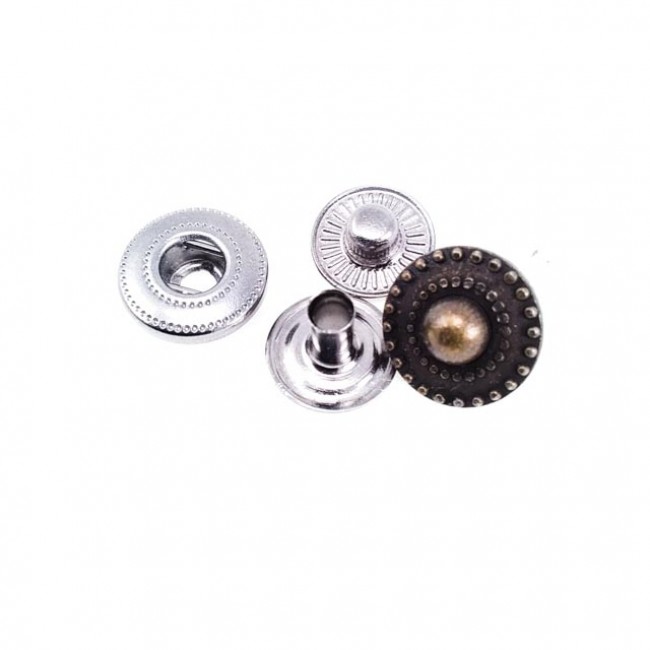 Desenli metal çıtçıt düğme 12 mm - 18 boy E 768 Desenli metal çıtçıt düğme 12 mm - 18 boy E 768
