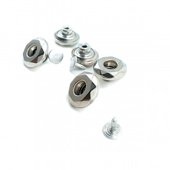 17 mm Diamond Design Fastening Button E 1844