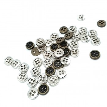 9 mm Square Button with Four Holes E 1324