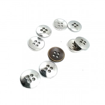 13 mm - 21 L Four Hole Sew-on Button Concave E 1633