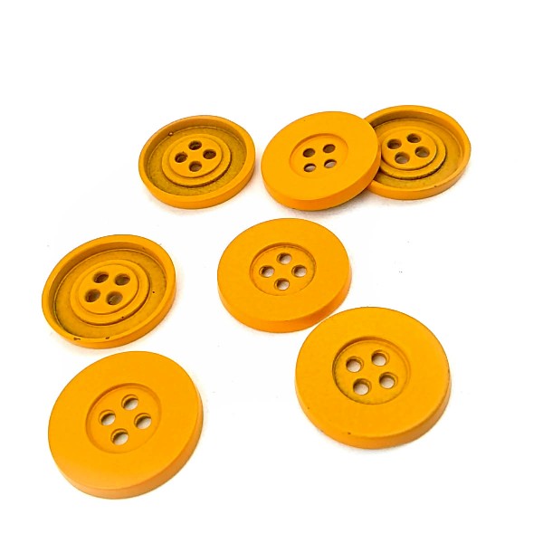 Metal button with four holes 22 mm E 42