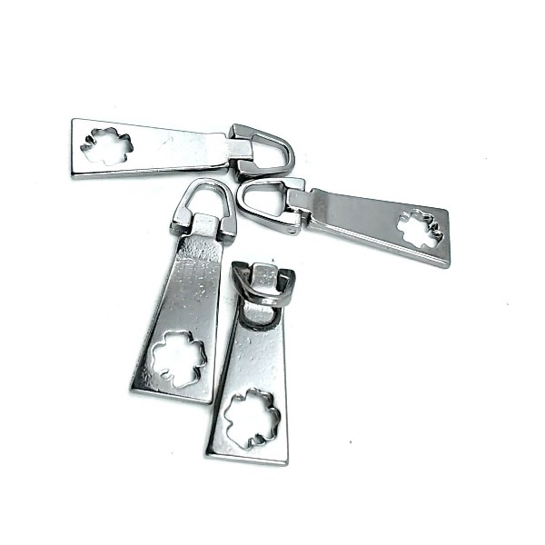 38 mm x 10 mm Zipper Pullers Clover Pattern B 120