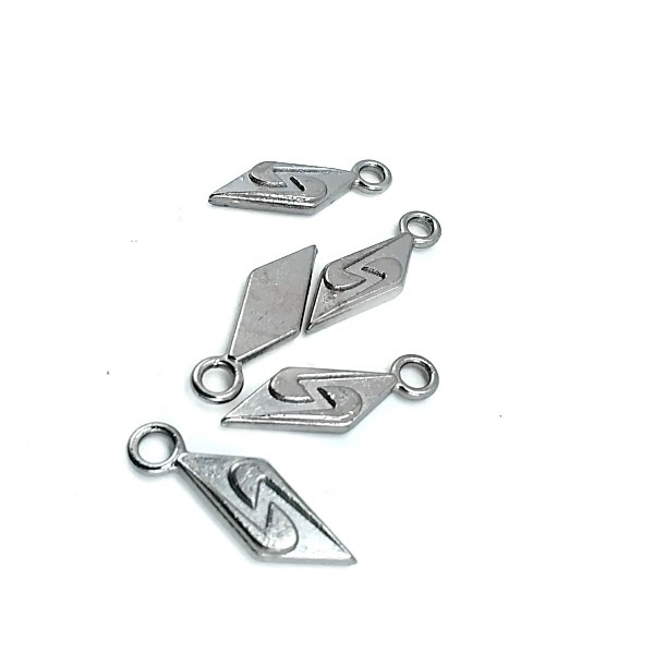 24 mm x 7 mm Patterned Zipper Puller E 108