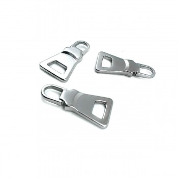 28 mm x 14 mm Zipper Pullers Suitable for All Products E 1235