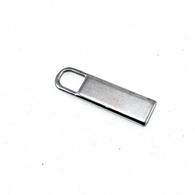 28 mm x 7 mm Basit Fermuar Elciği E 619 28 mm x 7 mm Basit Fermuar Elciği E 619