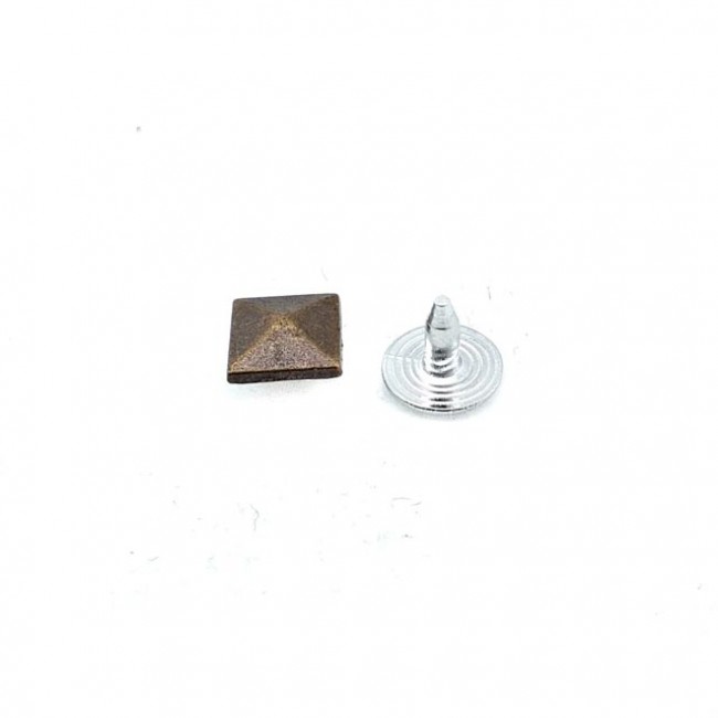 Tekstil perçin - rivet kare şekil 8x8 mm E 921 Tekstil perçin - rivet kare şekil 8x8 mm E 921