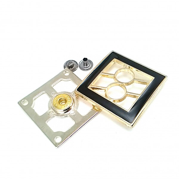 Desenli ve şık metal çıtçıt düğme 42 x 42 mm E 1310