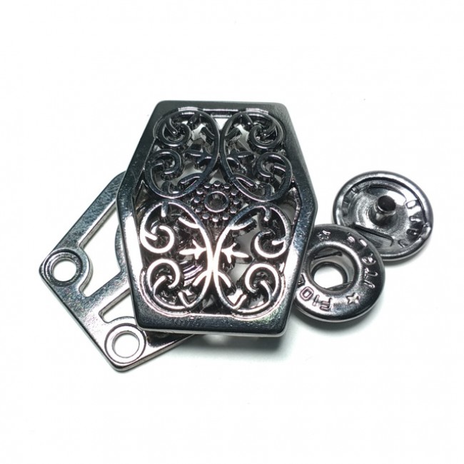 31 x 24 mm Şık desenli metal çıtçıt düğme E 1692 31 x 24 mm Şık desenli metal çıtçıt düğme E 1692