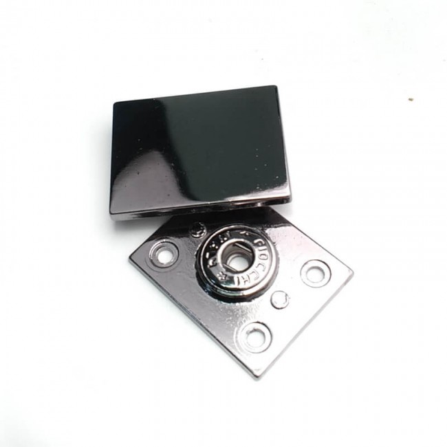 Çift parça çıt çıt düğme 32 x 25 mm E 1701 Çift parça çıt çıt düğme 32 x 25 mm E 1701