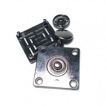 Square double piece snap button 30 x 30 mm Е 1757