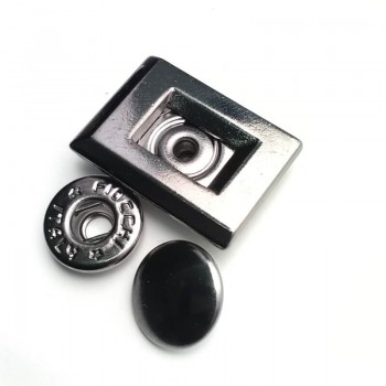 17 x 24 mm Decorative Fastening Button E 2013