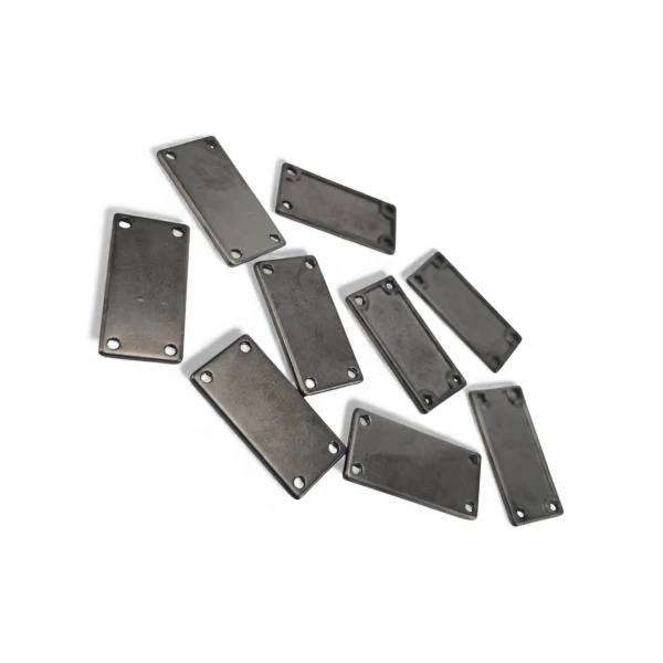 4 Hole Metal Plate – Label Connection Plate 22 mm x 11 mm E 1745