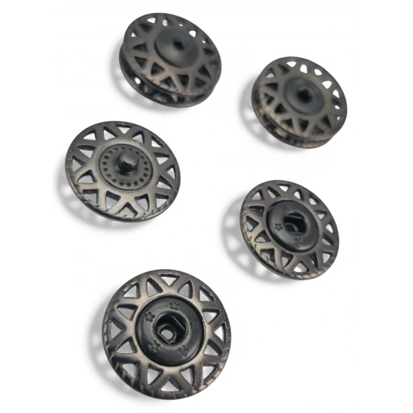 Snap Fastener Star Pattern 20 mm 32 L E 2227