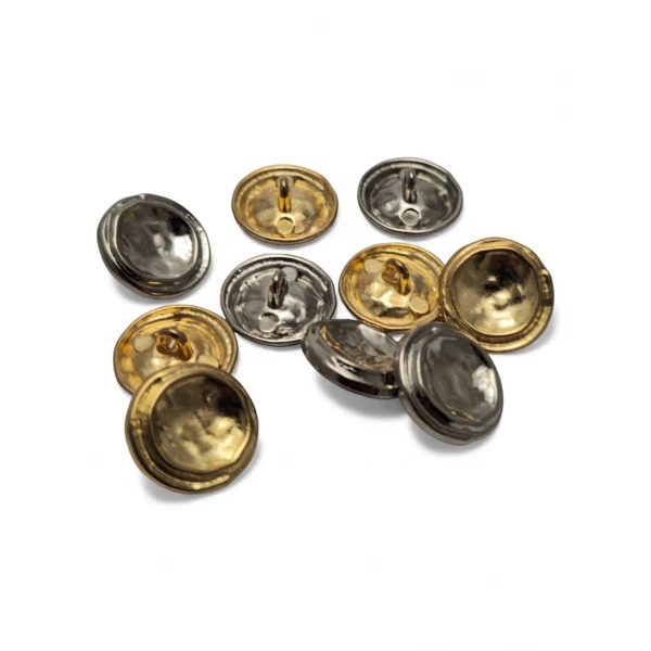 Domed Surface, Hammer Trace Jacket Button 17 mm - 27 size E 2285