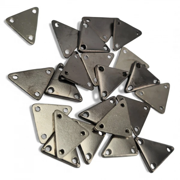 Triangle Metal Label Plate with 3 Holes 14 mm x 10 mm E 2302