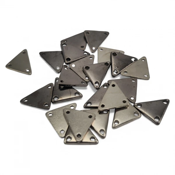 Triangle Metal Label Plate with 3 Holes 14 mm x 10 mm E 2302