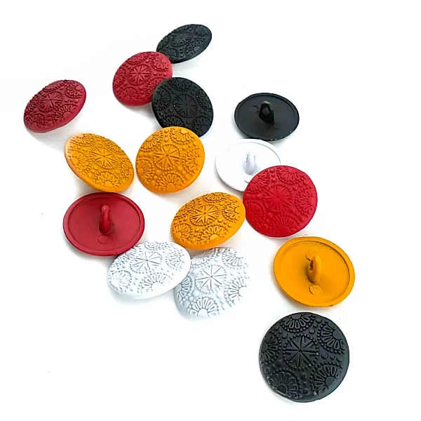 20 mm - 32 boy Motif Desenli Alttan Dikme Metal Düğme Özel Kaplama E 115 G