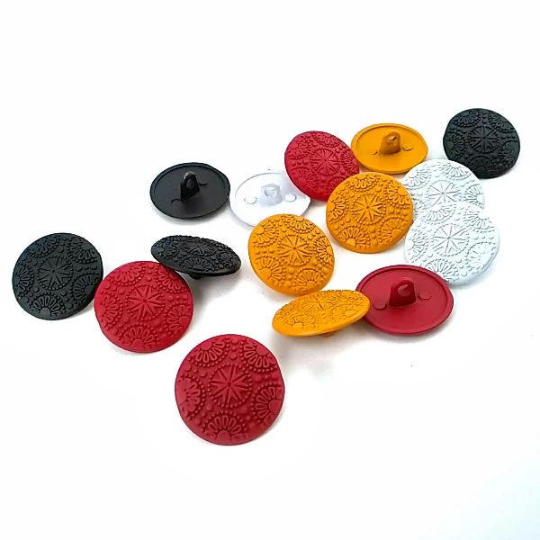 20 mm - 32 boy Motif Desenli Alttan Dikme Metal Düğme Özel Kaplama E 115 G