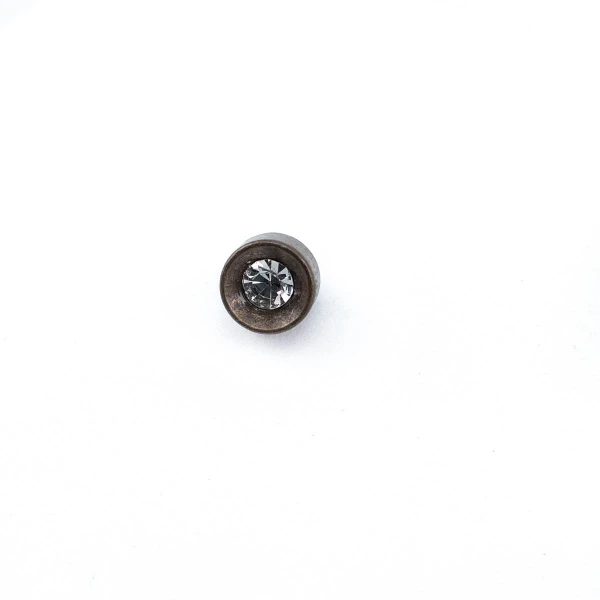 10 mm - 16 boy Taşlı Bluz ve Gömlek Düğmesi Metal E 1655 10 mm - 16 boy Taşlı Bluz ve Gömlek Düğmesi Metal E 1655