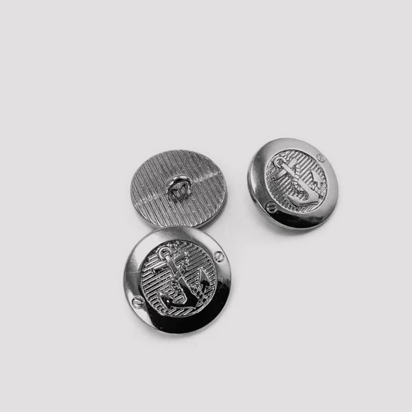 17 mm - 28 boy Çapa Logolu Ayaklı Düğme E 2044
