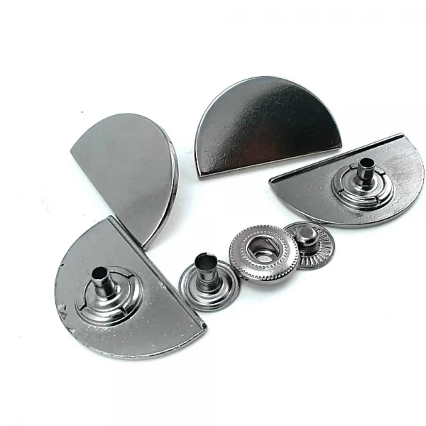 30 x 17 mm Yarım Daire Şekil Dış Giyim Çıtçıtı E 1579 30 x 17 mm Yarım Daire Şekil Dış Giyim Çıtçıtı E 1579