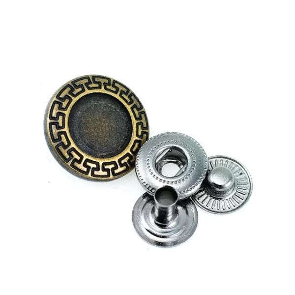 Mineli metal çıtçıt düğme 17 mm - 28 boy E 439 Mineli metal çıtçıt düğme 17 mm - 28 boy E 439