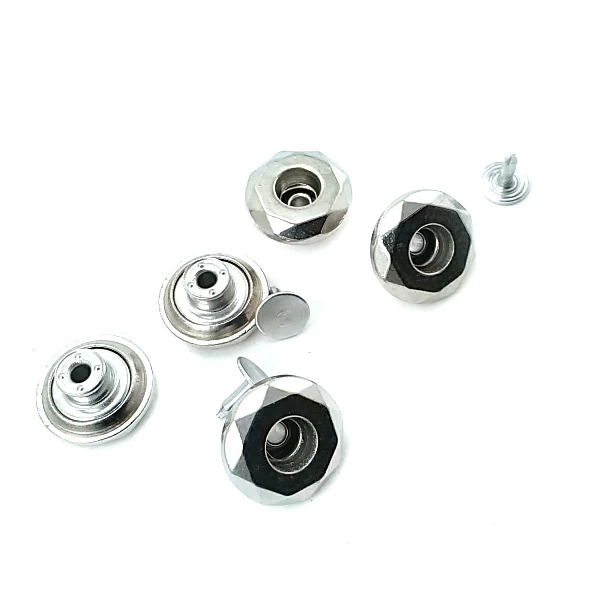 17 mm Elmas Tasarımlı Çakma Düğme E 1844 17 mm Elmas Tasarımlı Çakma Düğme E 1844