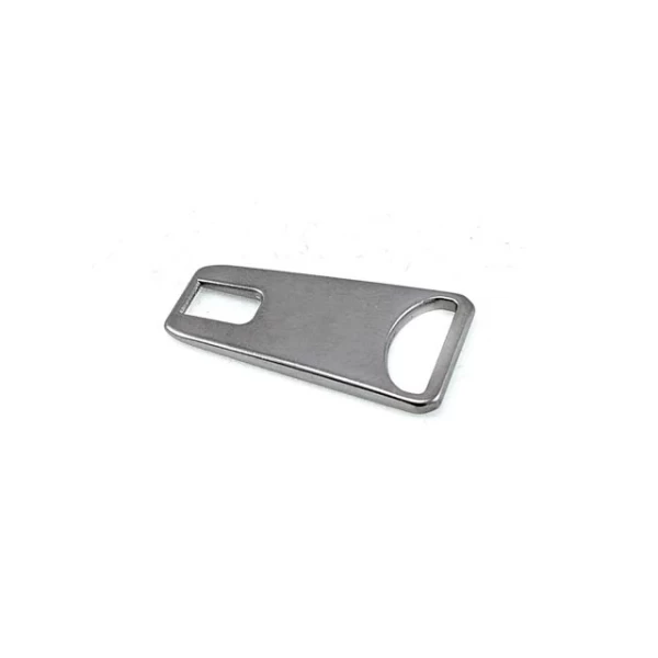 Dış giyim fermuar elciği 30 mm x 15 mm E 1703