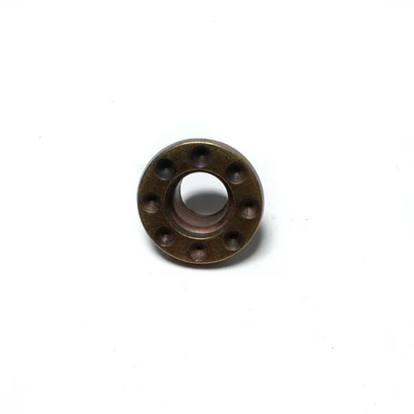 Zamak kuşgözü kaban ve mont bağcık deliği çap 17 mm E 154 Zamak kuşgözü kaban ve mont bağcık deliği çap 17 mm E 154