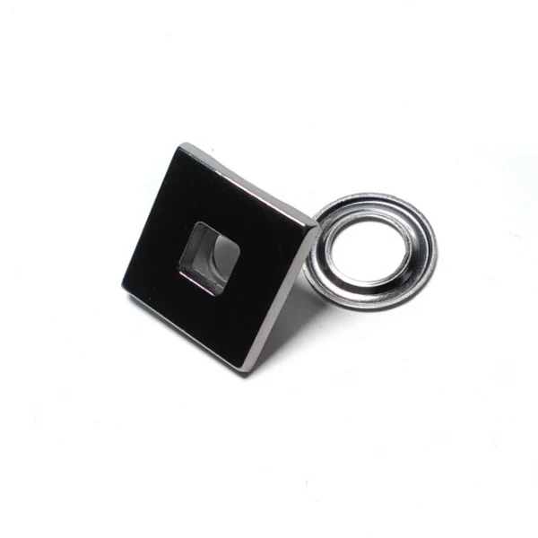 Kuşgözü zamak kare şekil 18 x 18 mm E 1899 Kuşgözü zamak kare şekil 18 x 18 mm E 1899