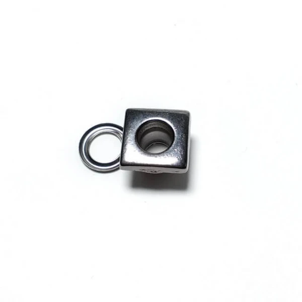 11 x 11 mm Kuşgözü - Ayakkabı Bağcık Deliği E 495 11 x 11 mm Kuşgözü - Ayakkabı Bağcık Deliği E 495
