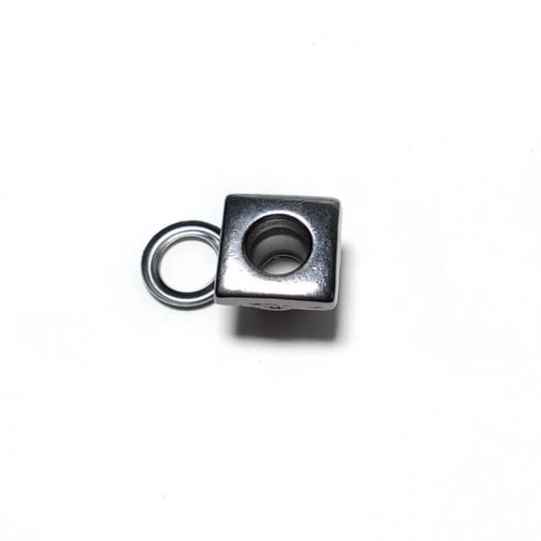 11 x 11 mm Kuşgözü - Ayakkabı Bağcık Deliği E 495 11 x 11 mm Kuşgözü - Ayakkabı Bağcık Deliği E 495