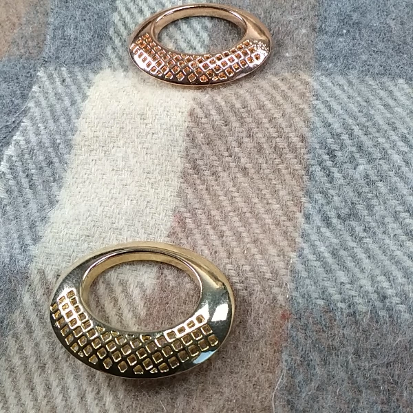 40 x 30 mm Çıt çıt Düğme Oval Şekil Palto Kaban ve Dış Giyim Çıtçıtı E 1972 40 x 30 mm Çıt çıt Düğme Oval Şekil Palto Kaban ve Dış Giyim Çıtçıtı E 1972