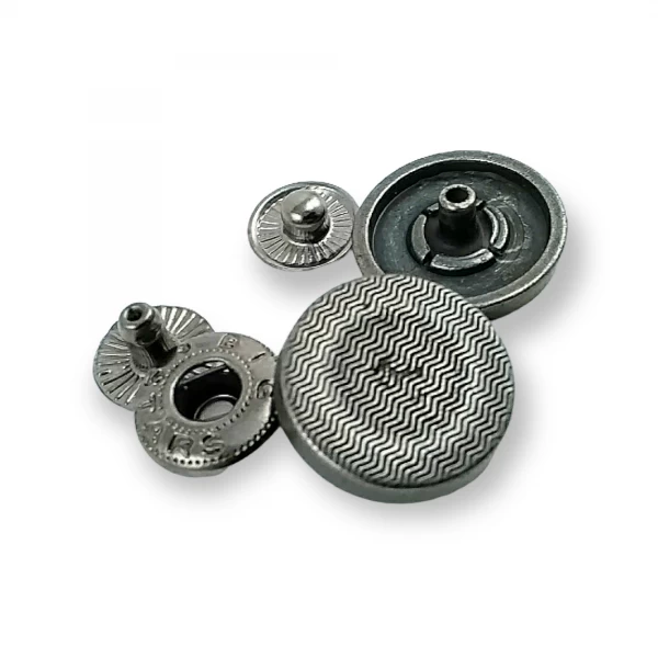 17 mm - 28 boy Dalga Motifli Çıtçıt Düğme E 1142 17 mm - 28 boy Dalga Motifli Çıtçıt Düğme E 1142