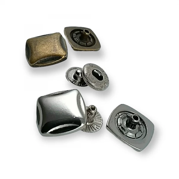 15 x 15 mm Çıtçıt Düğme Kare ve Estetik E 140 15 x 15 mm Çıtçıt Düğme Kare ve Estetik E 140