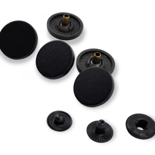 17 mm - 28 boy Düz Para Tipi Çıtçıt Düğme E 1717 17 mm - 28 boy Düz Para Tipi Çıtçıt Düğme E 1717